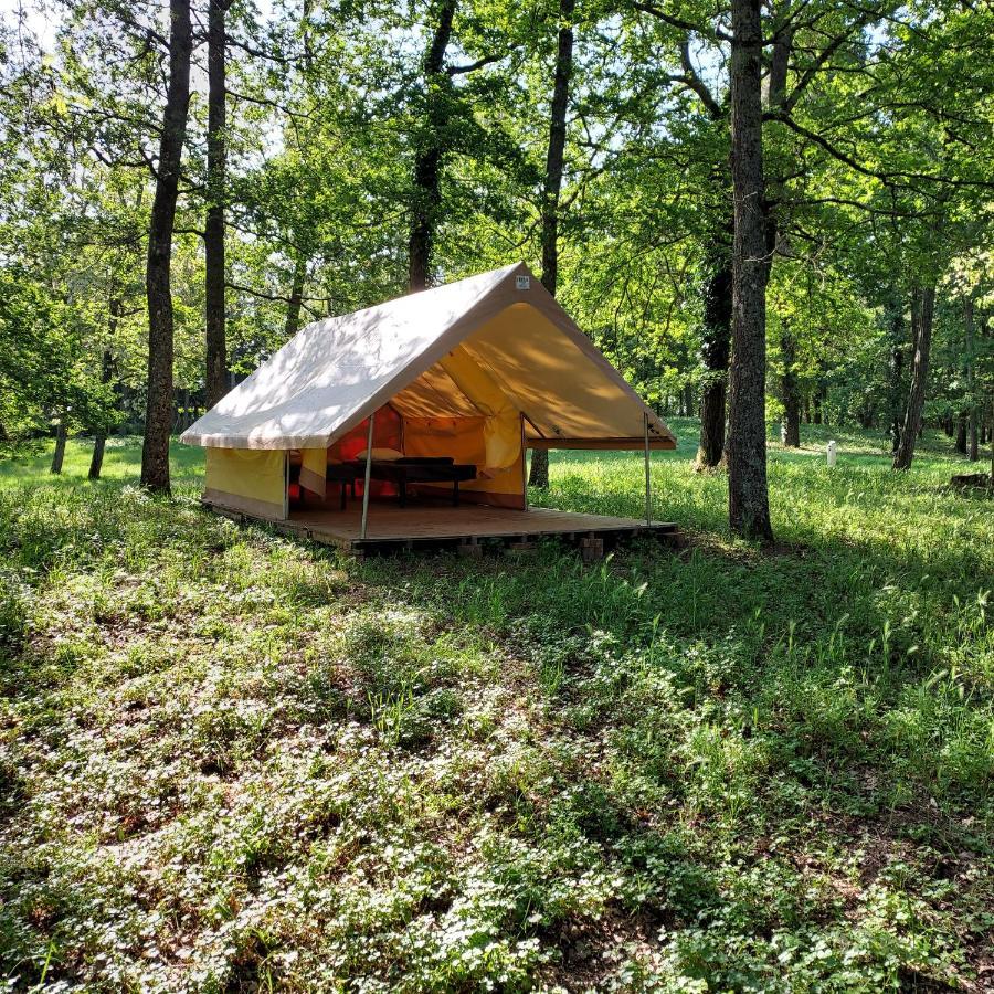 Camping Onlycamp Le Port Saint-Benoît-sur-Loire Zewnętrze zdjęcie
