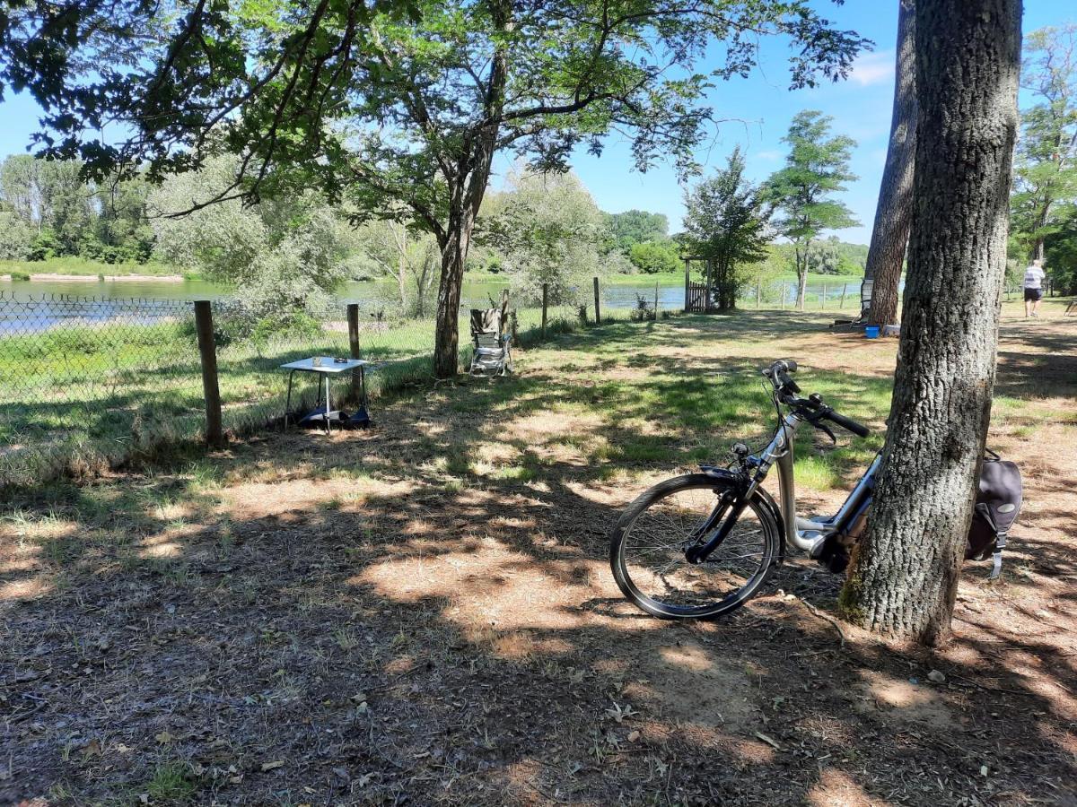 Camping Onlycamp Le Port Saint-Benoît-sur-Loire Zewnętrze zdjęcie